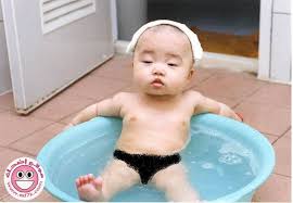 http://www.google.com.eg/images?q=tbn:Z1QqKU3W6FPp-M::vb.arabseyes.com/uploaded/41659_1208113029.jpg