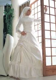 صور لفساتين الزفاف 132504_1199926657